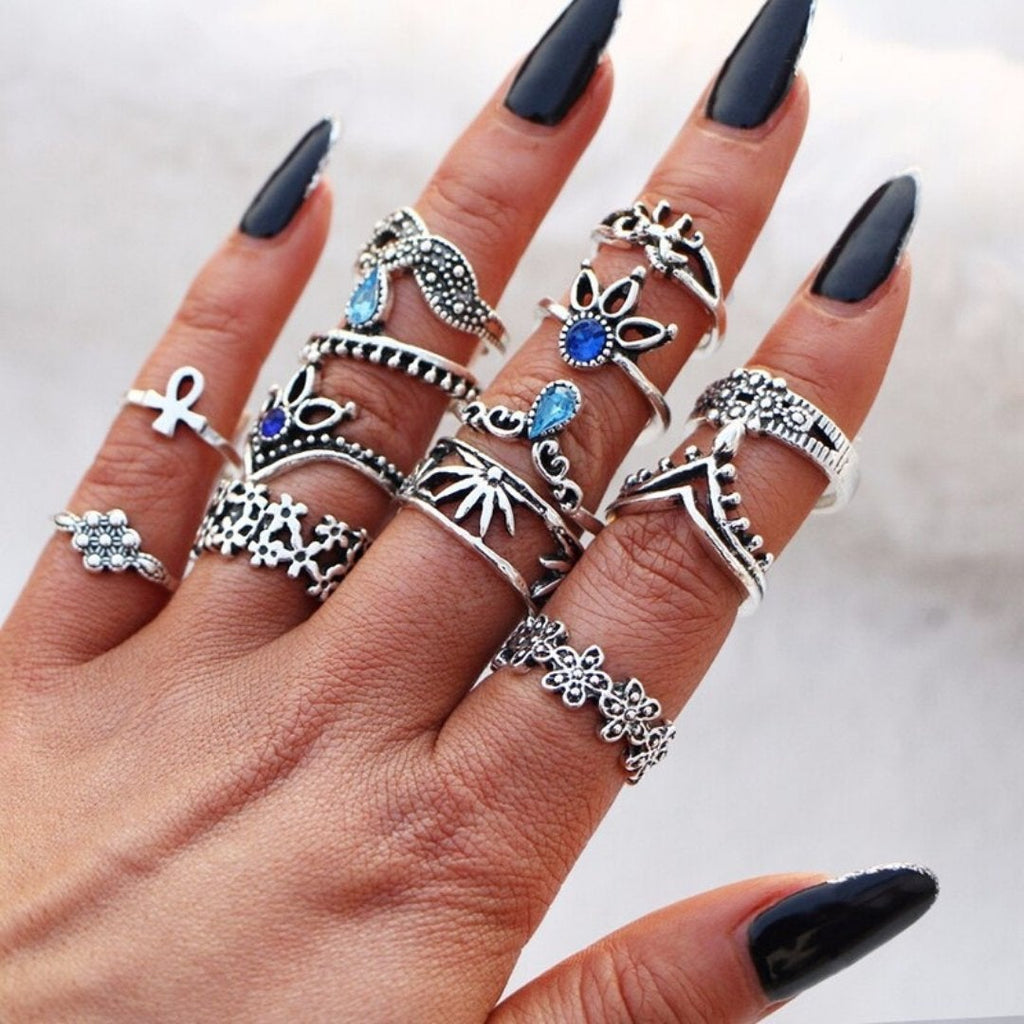 Unique Ring Set: 8 to 12 Pieces